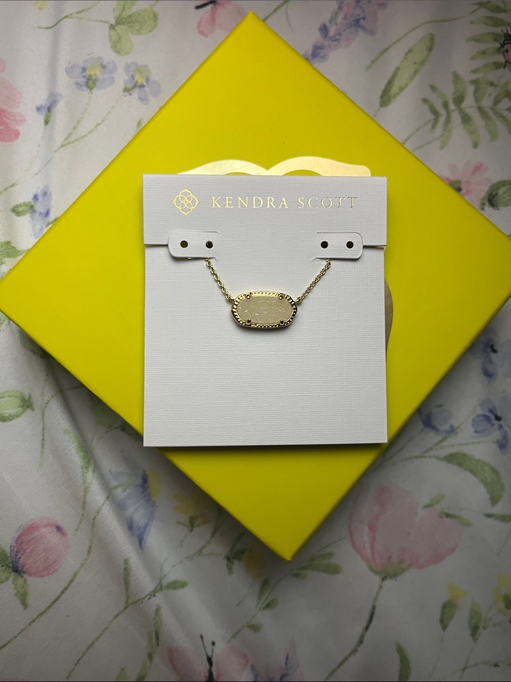 NWT! Kendra Scott Gold Elisa Necklace with Champagne Stone
